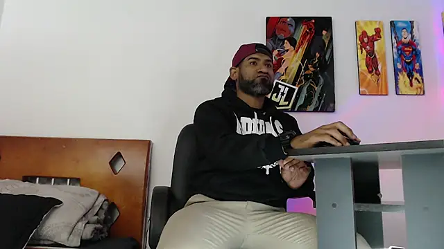 Enriblack92 online show from December 30, 2024, 12:32 am