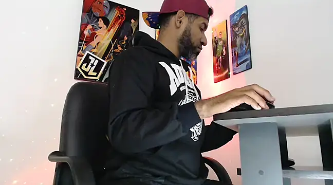 Enriblack92 online show from December 30, 2024, 4:09 am