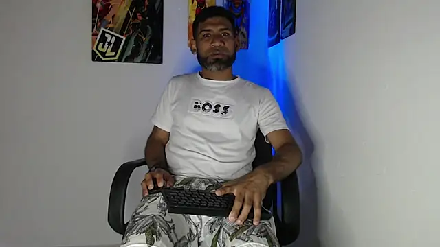 Enriblack92 online show from December 21, 2024, 1:15 am