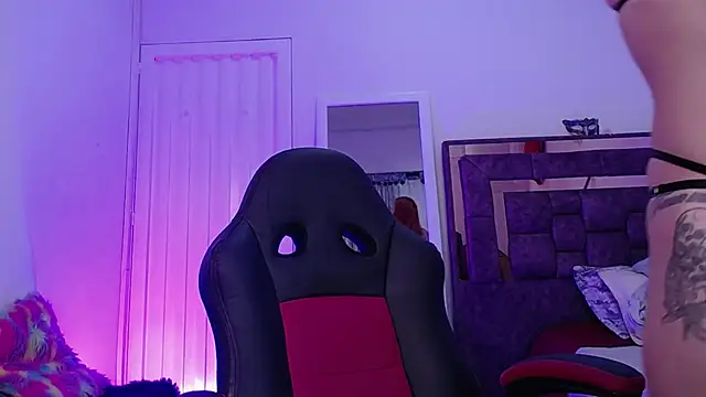 alejandrafitt online show from October 17, 2025, 9:49 pm