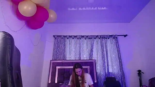 alejandrafitt online show from February 3, 2025, 10:11 pm