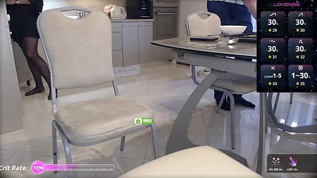 xxx lovers xxx online show from April 18, 2026, 12:07 pm