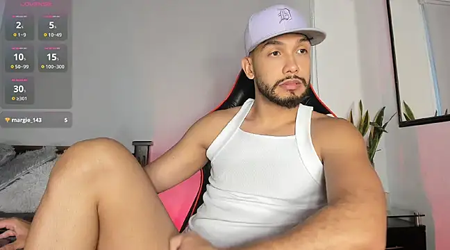 Snapshot of sanjuan01 chatting on December 22, 2024, 8:58 pm sanjuan01 online show from December 22, 2024, 8:58 pm