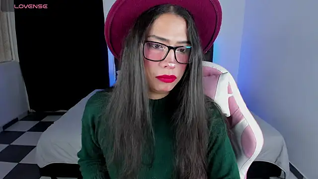 paula kawaiifu  online show from February 10, 2025, 5:09 pm