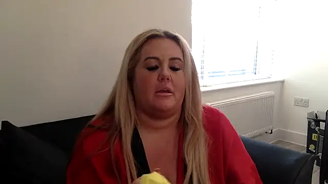 English Brooke online show from June 21, 2026, 4:40 am