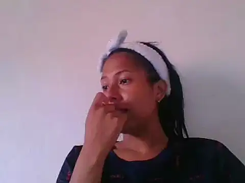 Kitra New online show from December 29, 2024, 8:58 pm