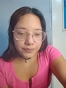 cleopatra28 online show from March 14, 2025, 3:04 am