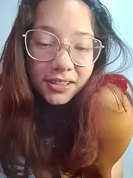 cleopatra28 online show from February 8, 2025, 4:57 pm