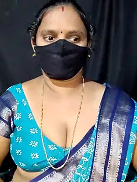 vintage-vibs online show from September 30, 2025, 4:51 am