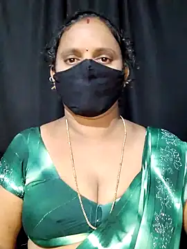 vintage-vibs online show from September 21, 2025, 4:45 pm