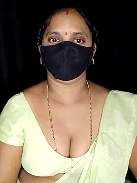 vintage-vibs online show from January 18, 2026, 6:55 pm