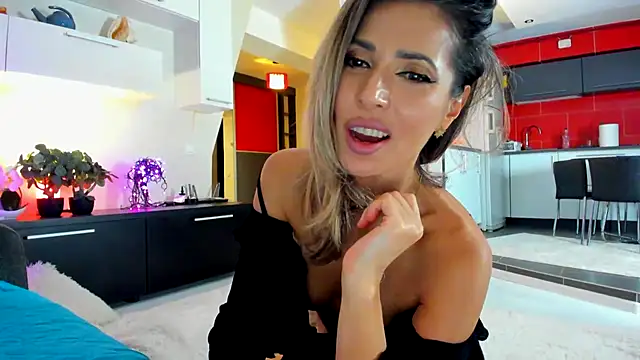Snapshot of MissSmiley26 chatting on February 1, 2025, 12:18 am MissSmiley26 online show from February 1, 2025, 12:18 am