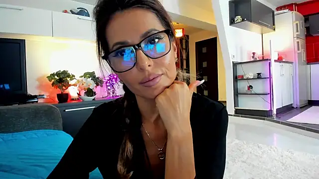 Snapshot of MissSmiley26 chatting on September 26, 2025, 8:49 pm MissSmiley26 online show from September 26, 2025, 8:49 pm