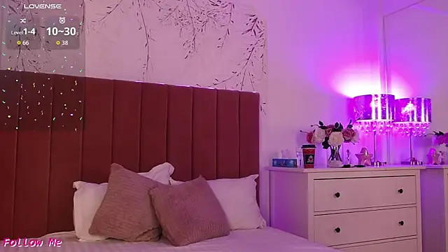 PinkySparks online show from February 22, 2026, 6:53 pm