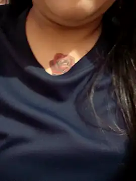 Snapshot of SHUBHI880 chatting on October 5, 2025, 9:00 am SHUBHI880 online show from October 5, 2025, 9:00 am