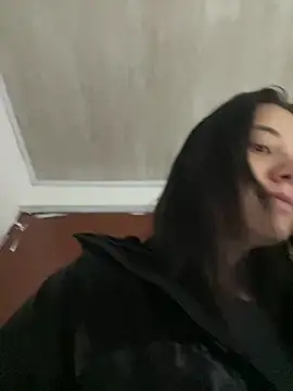 Isabella 21x online show from March 17, 2025, 12:57 pm