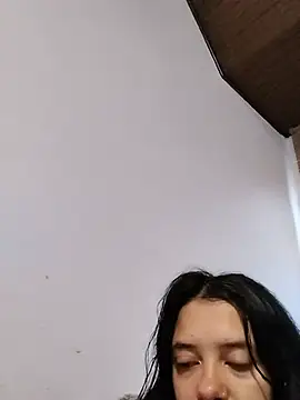 Snapshot of Isabella_21x chatting on May 30, 2026, 12:00 pm Isabella 21x online show from May 30, 2026, 12:00 pm