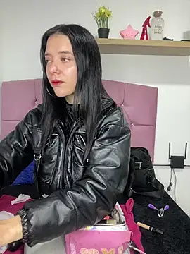 Isabella 21x online show from March 4, 2025, 12:33 pm