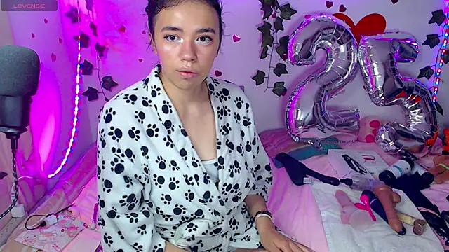 sophie north online show from February 25, 2025, 3:20 pm