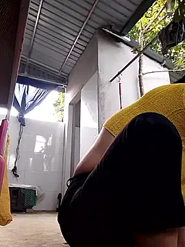 Aninyin22 online show from December 15, 2025, 1:33 am