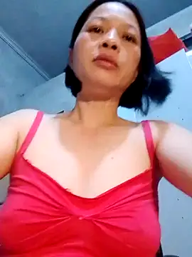 Snapshot of Aninyin22 chatting on September 28, 2025, 11:34 pm Aninyin22 online show from September 28, 2025, 11:34 pm