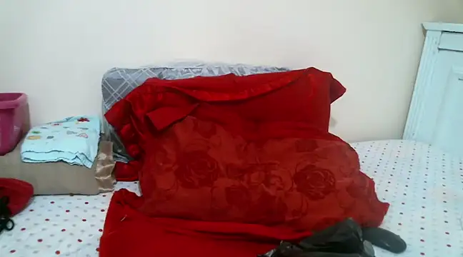 hot liser online show from March 18, 2025, 10:58 pm