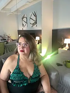 MartinaCaycedo online show from September 19, 2025, 9:13 am