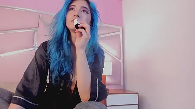 Lunapage online show from March 7, 2025, 10:21 pm