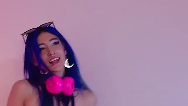 Lunapage online show from September 11, 2025, 8:53 pm