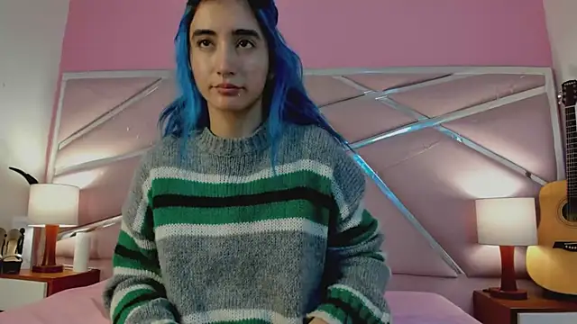 Lunapage online show from March 5, 2025, 1:06 pm