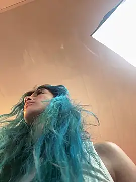 Lunapage online show from March 21, 2025, 1:01 pm