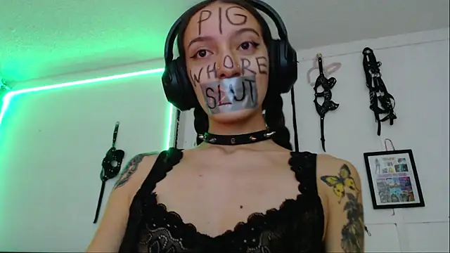 Eloise-brown online show from January 17, 2025, 1:36 am