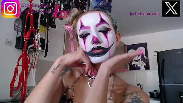 Snapshot of Eloise-brown chatting on September 20, 2025, 7:19 pm Eloise-brown online show from September 20, 2025, 7:19 pm