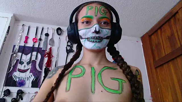 Eloise-brown online show from January 19, 2025, 7:37 pm