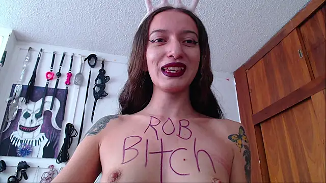 Eloise-brown online show from January 24, 2025, 9:26 pm