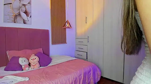 Snapshot of mia_nevaeh chatting on October 11, 2025, 8:21 pm mia nevaeh online show from October 11, 2025, 8:21 pm