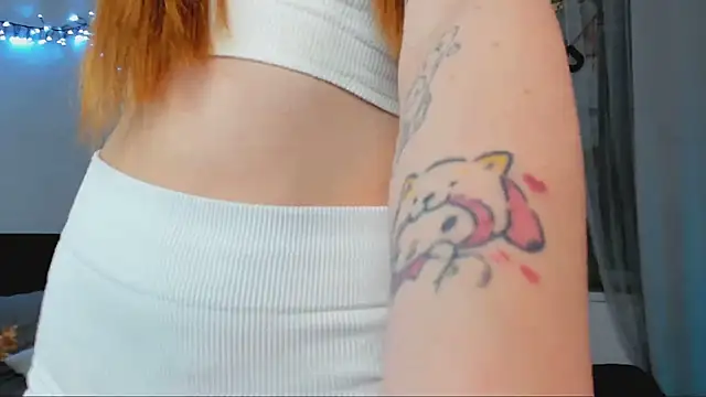 Freckle Diyana online show from February 16, 2025, 10:22 pm