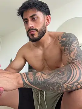 alexxxmachine online show from July 8, 2026, 5:57 pm