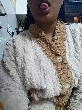 Manpreet kaur21 online show from December 31, 2024, 1:52 pm