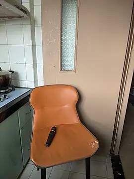 LenaShow online show from April 15, 2026, 8:53 am