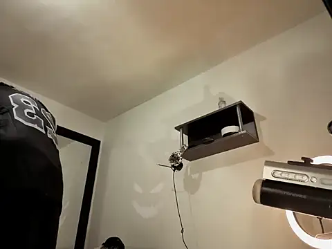 badanyboy online show from April 7, 2026, 11:17 pm