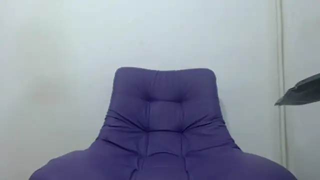 Snapshot of v_violeta chatting on March 12, 2025, 2:20 am v violeta online show from March 12, 2025, 2:20 am