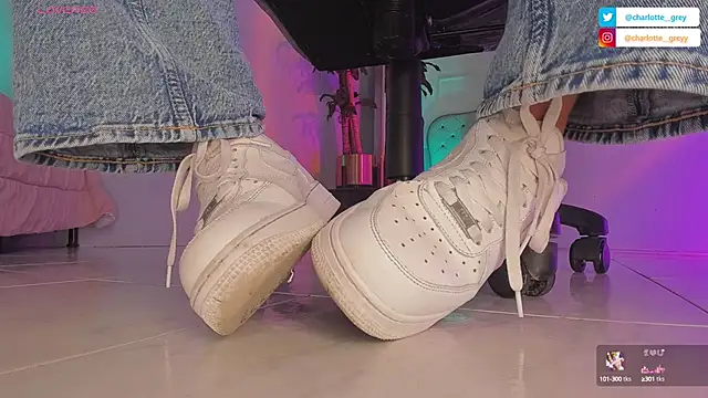 Snapshot of charlotte__grey chatting on September 20, 2025, 8:14 pm charlotte  grey online show from September 20, 2025, 8:14 pm