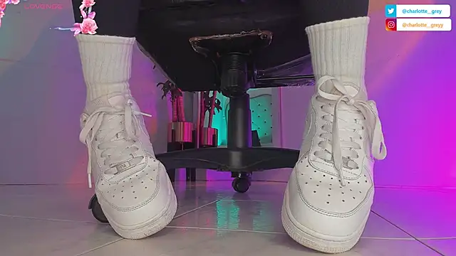 Snapshot of charlotte__grey chatting on September 18, 2025, 7:50 pm charlotte  grey online show from September 18, 2025, 7:50 pm