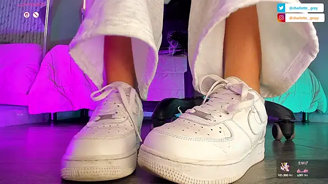 Snapshot of charlotte__grey chatting on September 23, 2025, 1:18 pm charlotte  grey online show from September 23, 2025, 1:18 pm