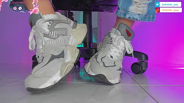 Snapshot of charlotte__grey chatting on September 16, 2025, 8:21 pm charlotte  grey online show from September 16, 2025, 8:21 pm