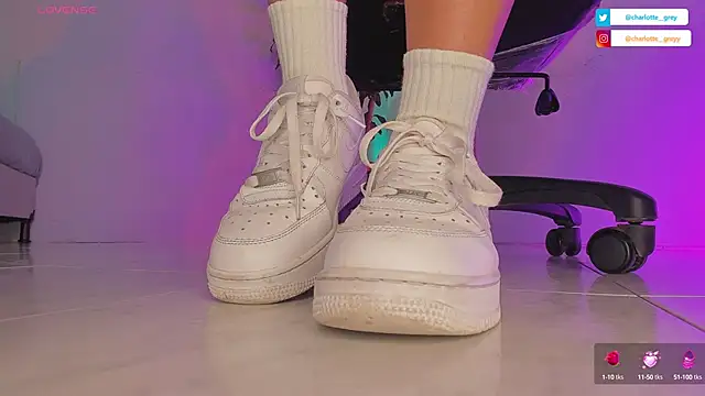 Snapshot of charlotte__grey chatting on September 25, 2025, 8:26 pm charlotte  grey online show from September 25, 2025, 8:26 pm