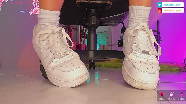 Snapshot of charlotte__grey chatting on October 2, 2025, 8:12 pm charlotte  grey online show from October 2, 2025, 8:12 pm