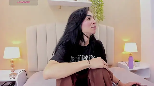 Mia thompson 19 online show from February 3, 2026, 3:04 am