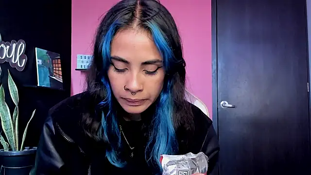 Juanadearco5 online show from September 30, 2025, 9:43 pm